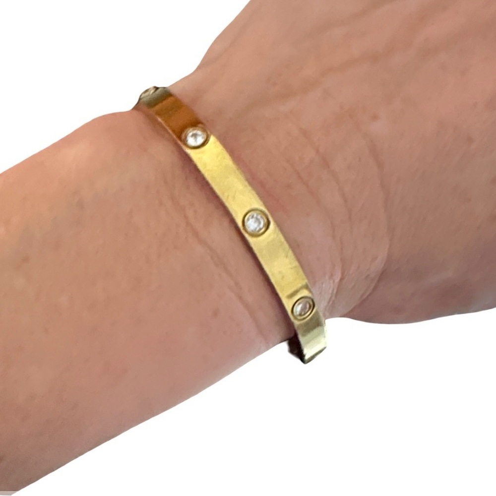 ⭐️ 5 for $25 Gold Tone Bangle Bracelet with Glass Crystals - Picture 4 of 6